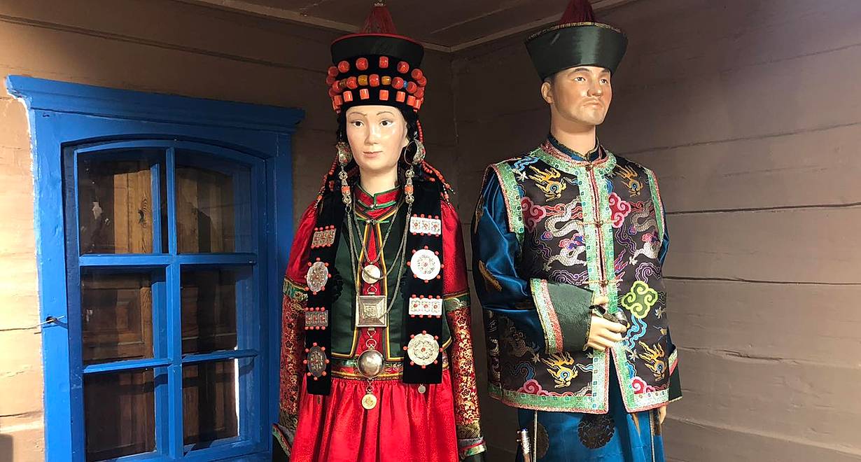 Выставка «Бурятский традиционный костюм»