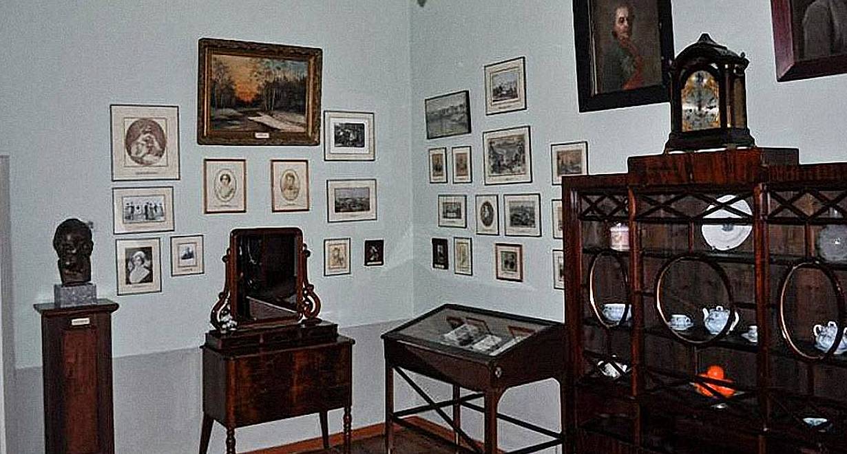 Экскурсия по экспозиции Музея И.С. Тургенева