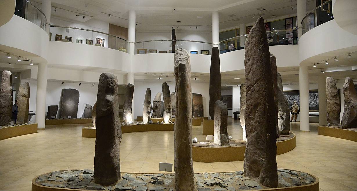 Посещение постоянных экспозиций Хакасского музея